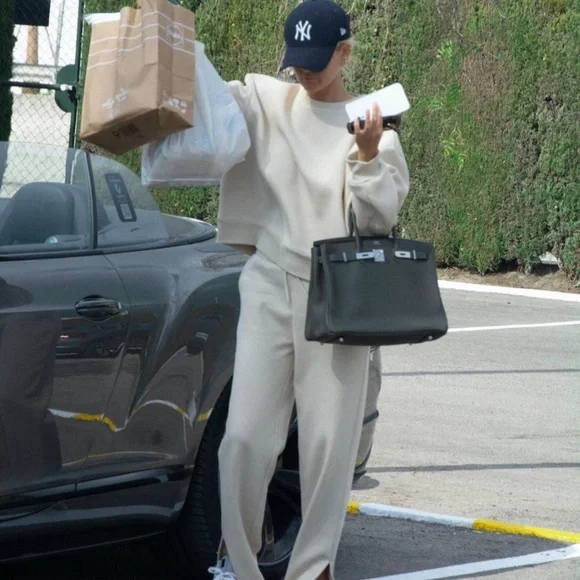 NA-KD x Josefine SOLD OUT tan cropped oversized Sweater - Picture 5 of 5